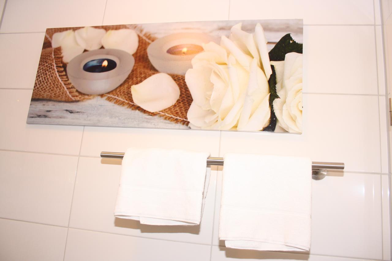 Hotel Vesa Sindelfingen Esterno foto